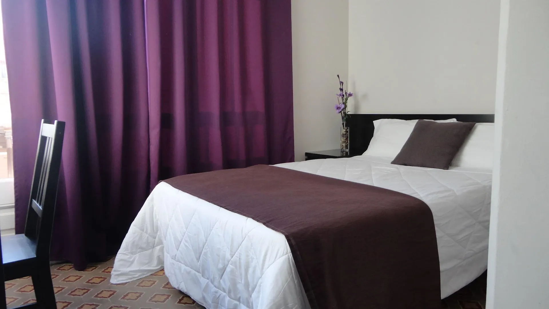 Hotel Brustar Gotic-Centric Barcellona 2*,