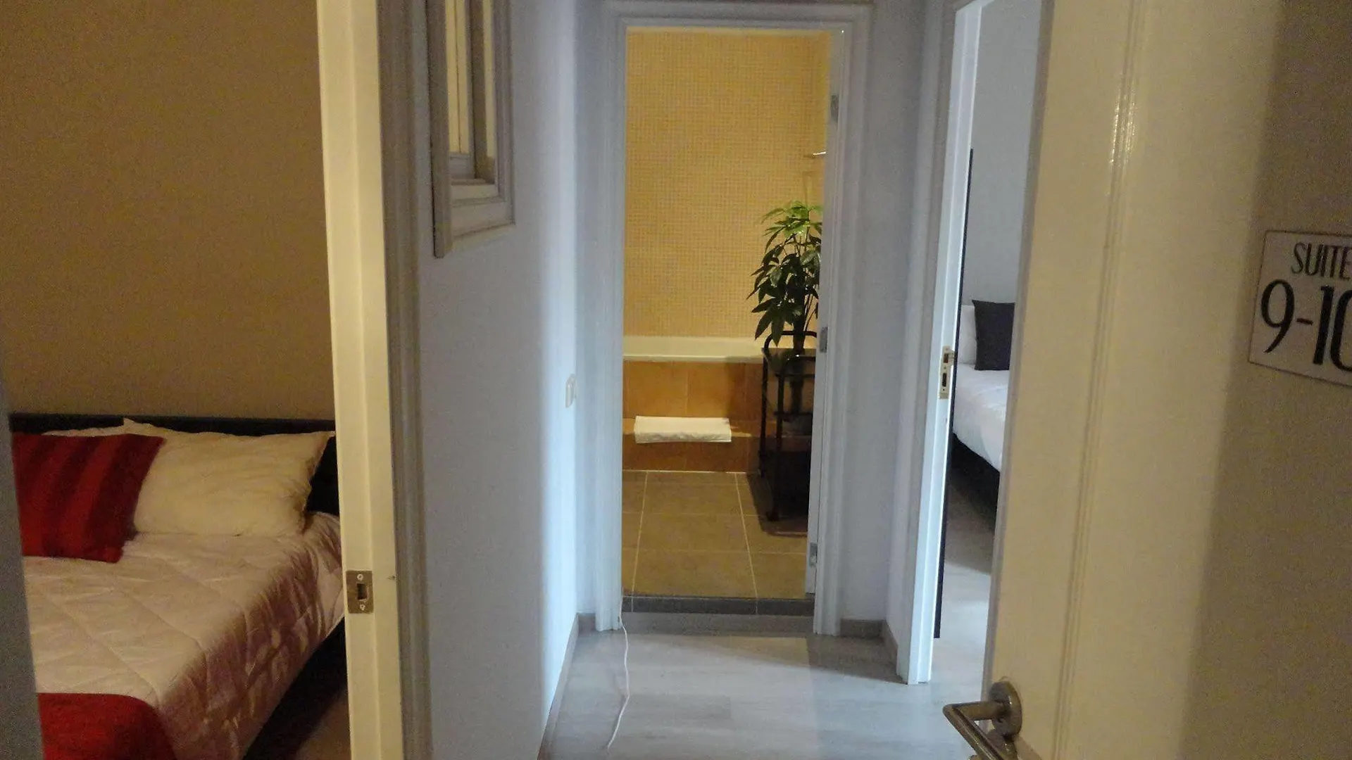 ** Konukevi Brustar Gotic-Centric Otel Barselona İspanya